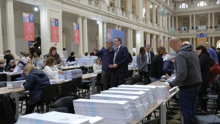 Caso Espert: el Gobierno pidió a la Justicia la reimpresión de las boletas en provincia