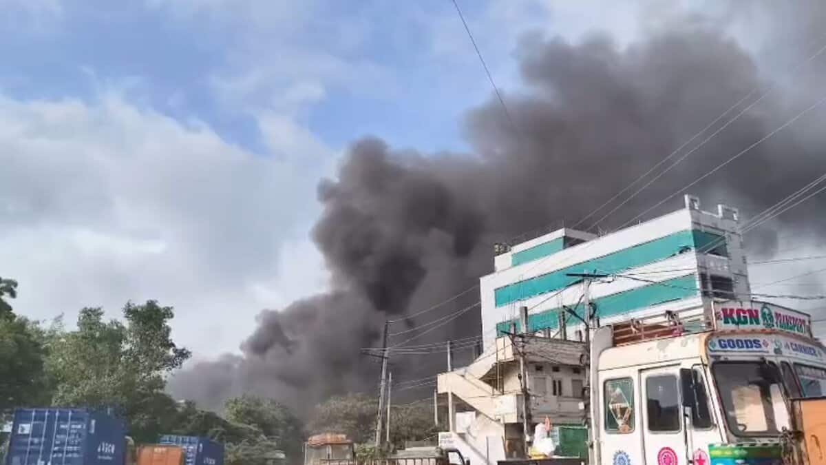 Fire breaks out in Hyderabad; foreign liquor destroyed