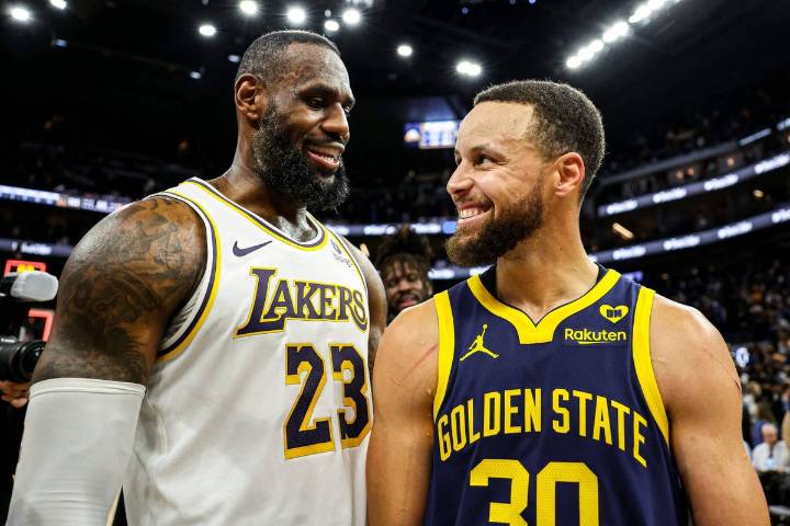 Stephen Curry, LeBron James and the ‘surreal’ reality of their NBA longevity