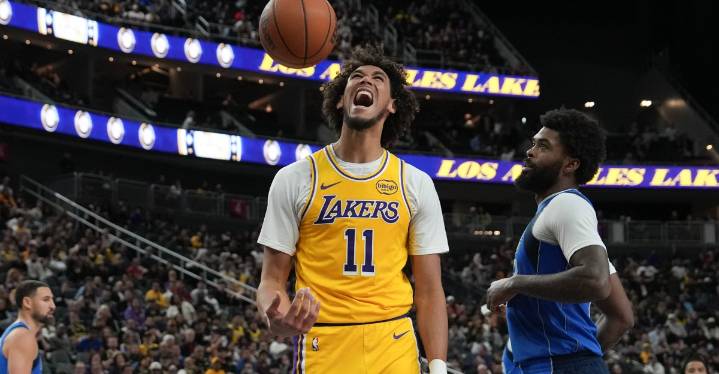 Jaxson Hayes available, Marcus Smart ruled out vs. Wolves