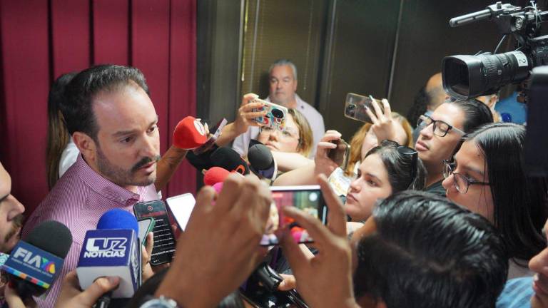 Secretario de Economía, a la expectativa de determinación de las autoridades sobre futuro de Terraza Valentinos