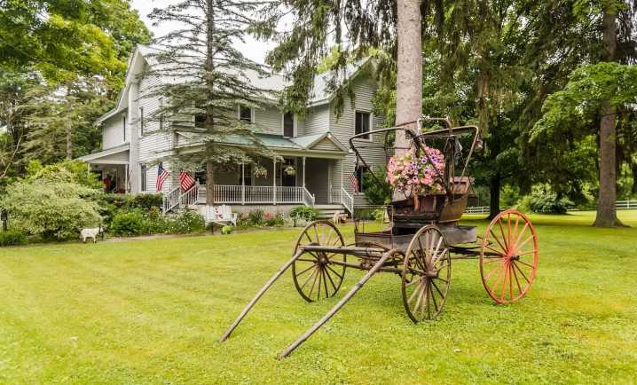 Fainting Goat Island Inn tops new list of US haunted hotels