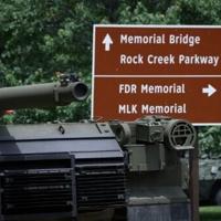 Tempers flare as US shutdown threatens troops' pay