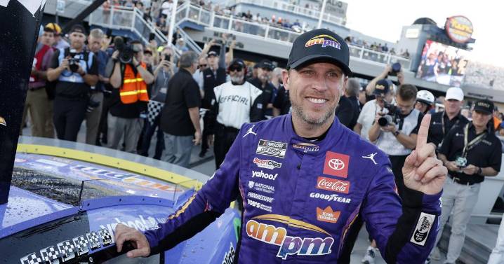 Denny Hamlin seizes 60th win, NASCAR Championship 4 spot with Las Vegas victory