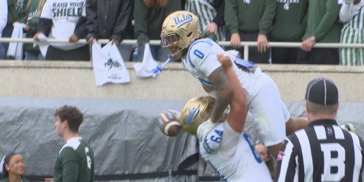 Berger scores 3 touchdowns in UCLA’s 38-13 win over Michigan State