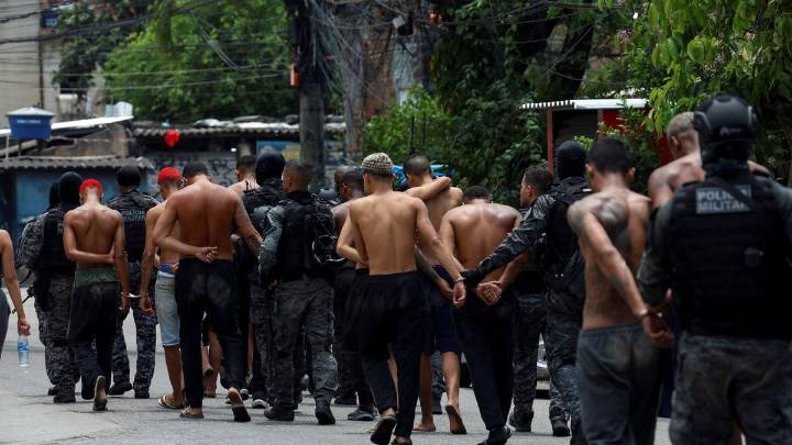 Megaoperativo en Río de Janeiro: los criminales atacaron a la policía con drones