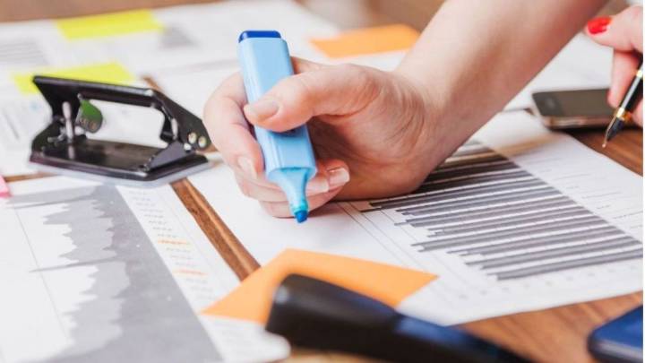 Reforma laboral: cómo afectaría en las vacaciones de los trabajadores el proyecto que impulsa Milei