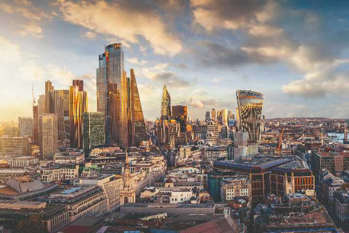 Thousands march through London to protest digital ID plans