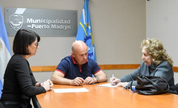 Sastre entrgó aportes al Centro de Jubilados y Pensionados de Madryn