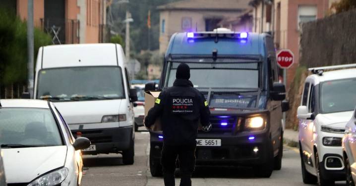 En prisión cuatro hombres que se hacían pasar por policías para asaltar camiones con droga