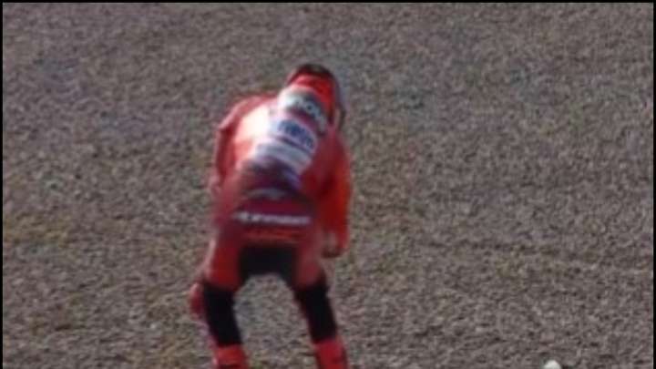 Bezzecchi entona el mea culpa con Marc Márquez: "Pronto me di cuenta de que tenía algo roto"
