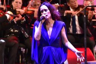 La cantante mexicana Julieta Venegas brilla entre sinfonías en el Festival Cervantino