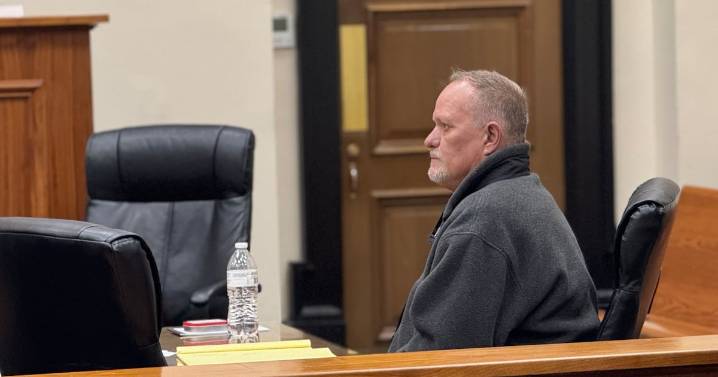 ‘Please don’t go and die.’ Jury rules in cigarette boat, pontoon boat crash.