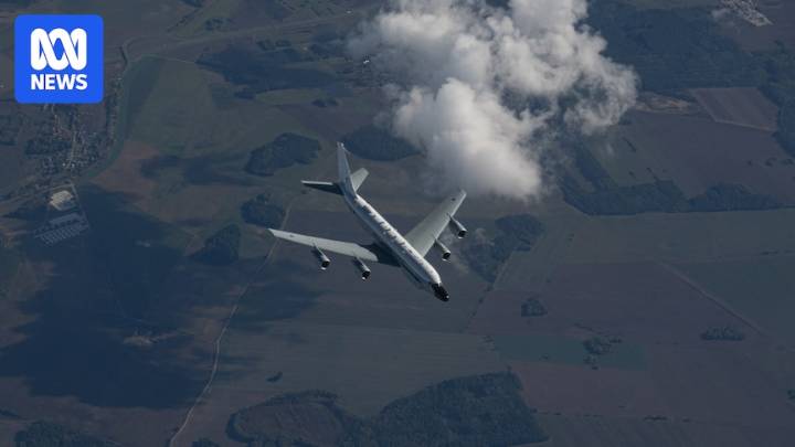 British and US planes fly 12-hour mission to patrol Russian border