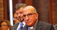 Cardenal Chomali celebra que Presidente Boric haya cambiado urgencia a proyecto de eutanasia ad portas de viaje al Vaticano