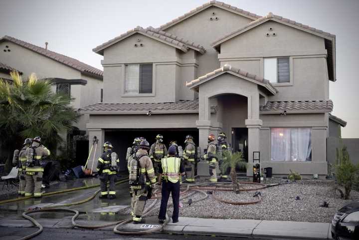 UPDATE: Dog dies in Acacia Crossings garage blaze