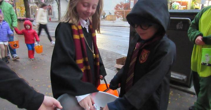 PHOTOS: Downtown Oneonta Halloween 2025