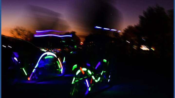 Lexington cyclists to shine bright for annual Glow Ride