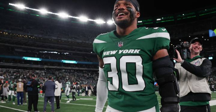 Eagles-Jets trade: Philadelphia acquires Michael Carter II