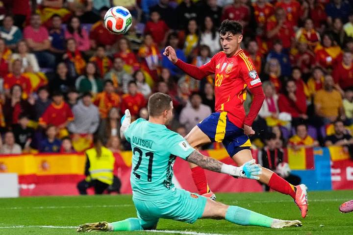 El precioso baile de Pedri en Valladolid deja a España a las puertas del Mundial