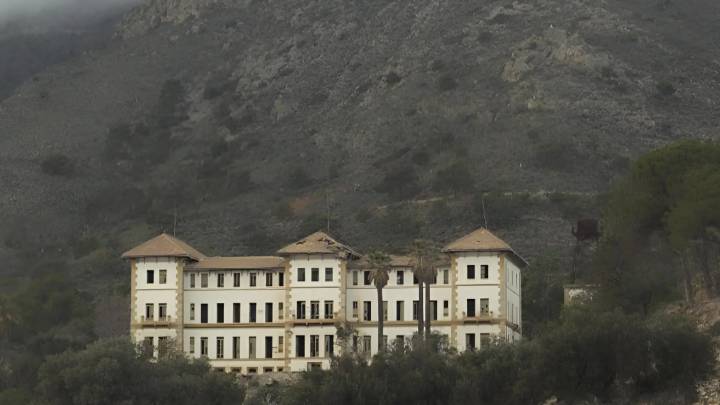 El balneario abandonado de Alicante que esconde todo tipo de leyendas