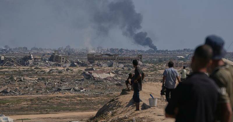 Scores killed in Gaza as Hamas considers US peace plan