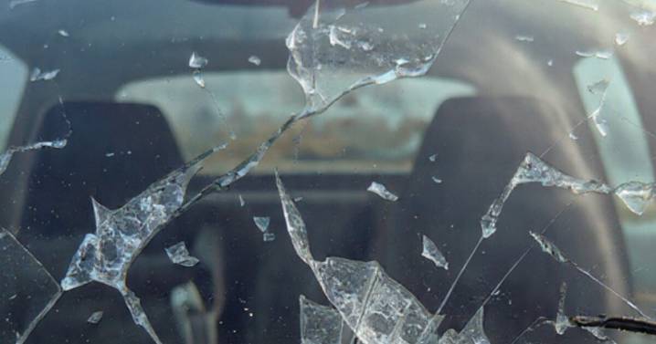 Así es el asalto a automovilistas aventando piedras al parabrisas mientras conduces: El nuevo modus operandi de “piedra voladora” en CDMX