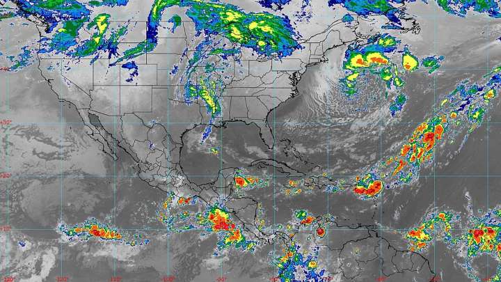 Tres Potenciales Ciclones Rodean a México: ¿Cuándo se Forman Tormentas Sonia, Melissa y Nestor?