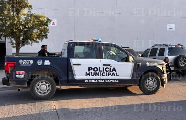 Detienen a cajera y cómplice por intento de robo en supermercado