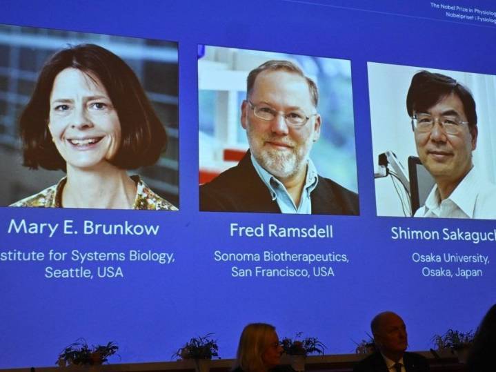 Hiking Nobel laureate finally learns of his prize