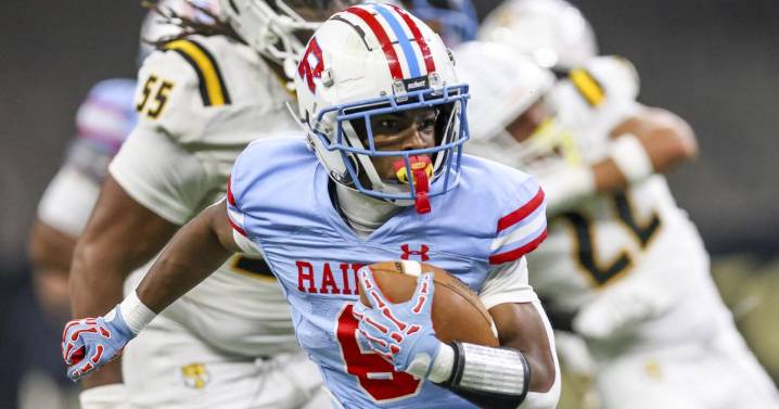 Rummel powers past Warren Easton with big plays and a strong defensive stand