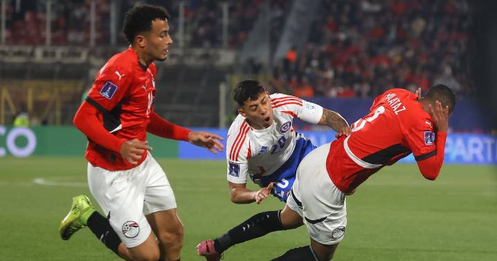 Una clasificación insólita: las tarjetas meten a la Roja en octavos del Mundial Sub 20 pese a caer con Egipto