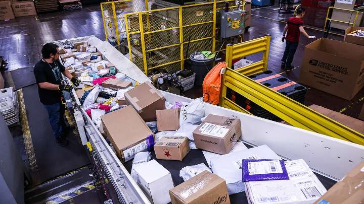 U.S. Postal Service says it’s ready to deliver for the 2025 holiday season