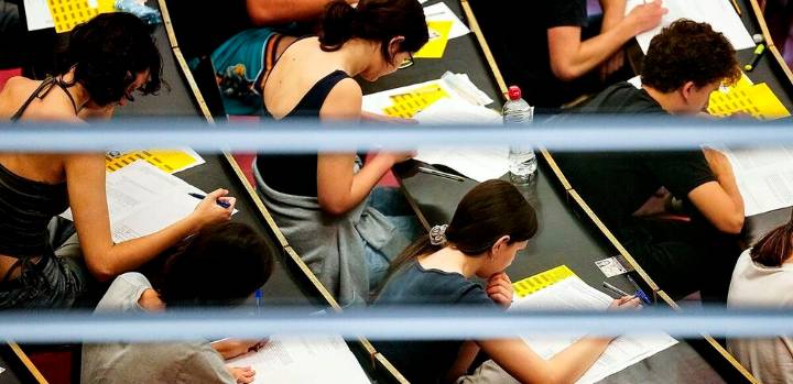 Los modelos universitarios cara a cara