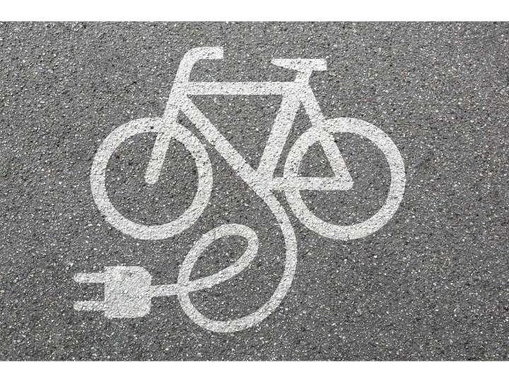Ban of e-bikes on property has commercial strata owners concerned