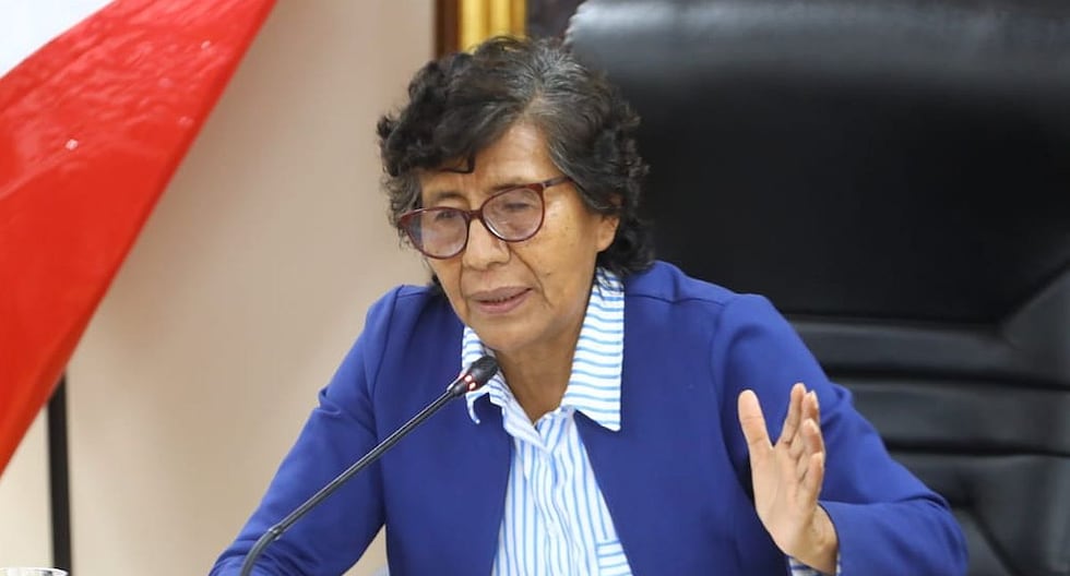 Lucinda Vásquez: Juntos por el Perú suspende a parlamentaria tras difusión de polémicas imágenes