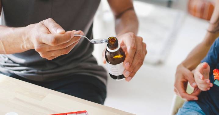 NHS issue cough advice as expert warns Brits to avoid doing one thing in winter