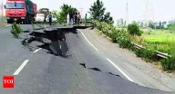 Bhopal infra nightmare: 100-metre road stretch collapses near Sukhi Sevania; massive 30