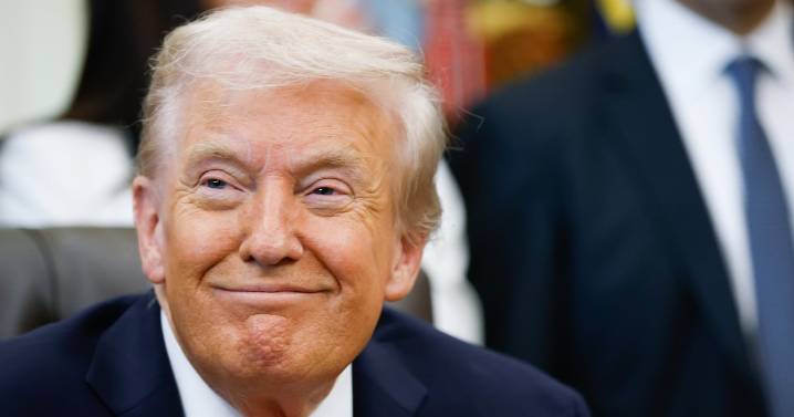 Trump Promises ICE Agents Pay During Government Shutdown