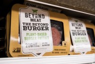 Beyond Meat espera registrar ingresos trimestrales superiores a estimaciones en medio del frenesí de las posiciones cortas