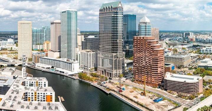 US cities with the highest income growth