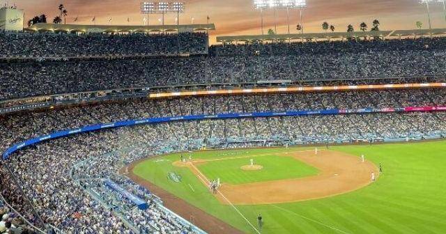 Dodgers lose 6-1, trail World Series three games to two