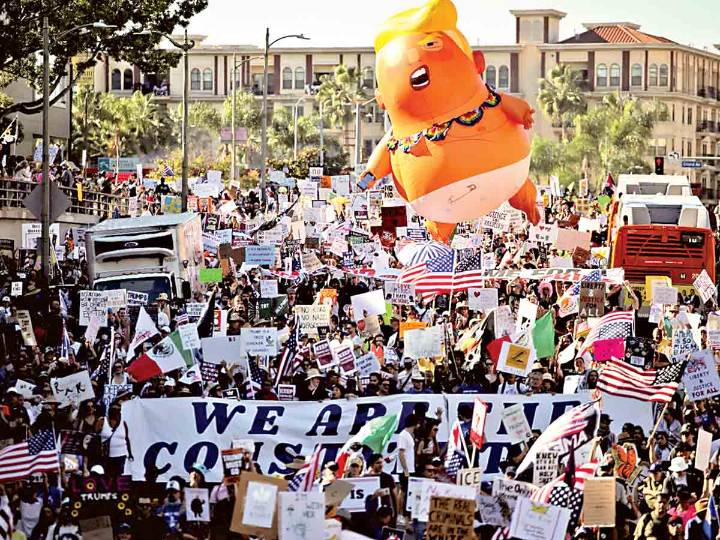 Opositores recalcan a Trump: no queremos reyes; de costa este a oeste