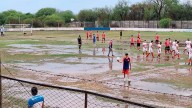 Dos Leones lo dio vuelta y se quedó con un partidazo ante Atoj Pozo