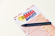 Mega Millions de $547 millones: los números que ChatGPT recomienda jugar