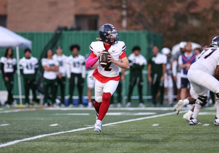 Duquesne RBs steal the spotlight in 37-0 shutout of Mercyhurst