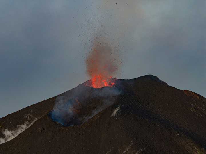 Scientists discover new way to detect volcanic eruptions at Mount Etna