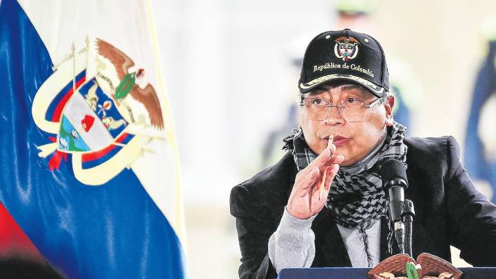 Sin dar detalles, Petro dijo que recibió a colombiano sobreviviente de ataque naval de EE.UU en el Caribe