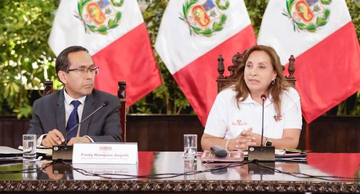 Fredy Hinojosa y Carmen Giordano renuncian como asesores del despacho presidencial
