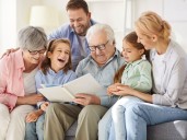 Abuelos y nuevas parejas: cómo integrar a la familia en nuevas etapas de la vida